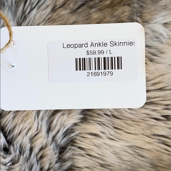 NWT Leopard Print Skinny Jeans - Picture 6 of 6